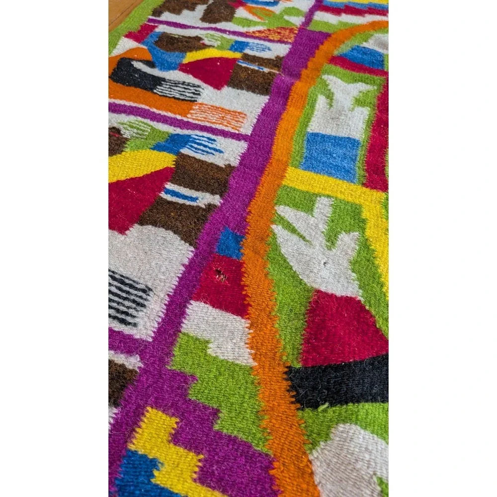 Vintage Mexican Flat Weave Rug/Wall Art Aztec Cabin Cottage Vacation Home